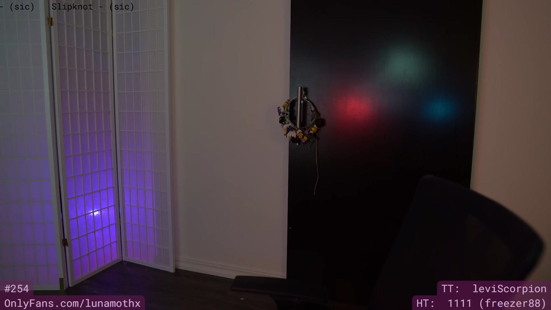 Gallery image thumbnail from Wizard's myfreecams stream on, 05/12/2023, 11:33 image 14 of 20