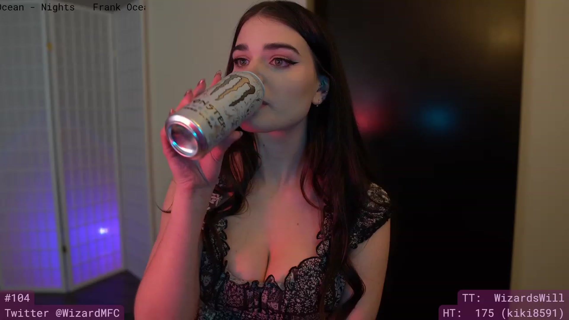 Gallery image thumbnail from Wizard's myfreecams stream on, 05/31/2023, 07:16 image 15 of 20