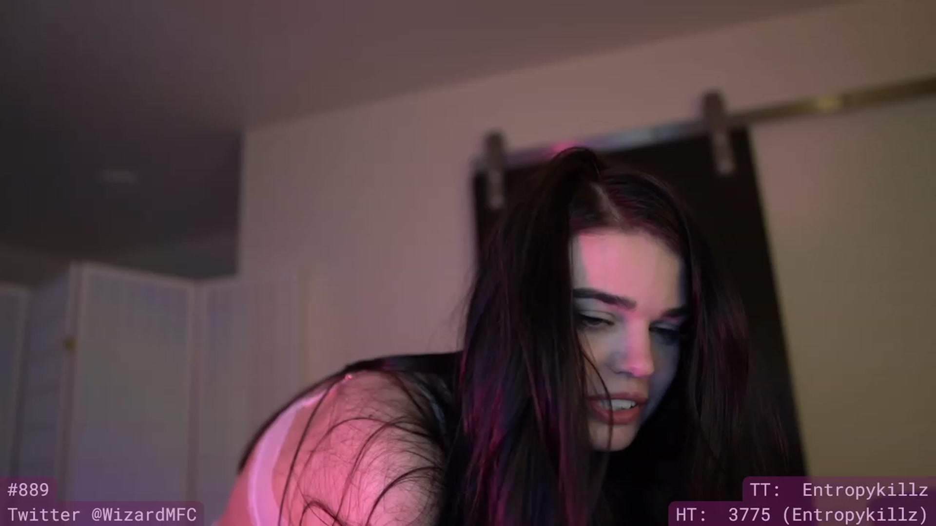 Gallery image thumbnail from Wizard's myfreecams stream on, 11/16/2023, 11:28 image 11 of 20