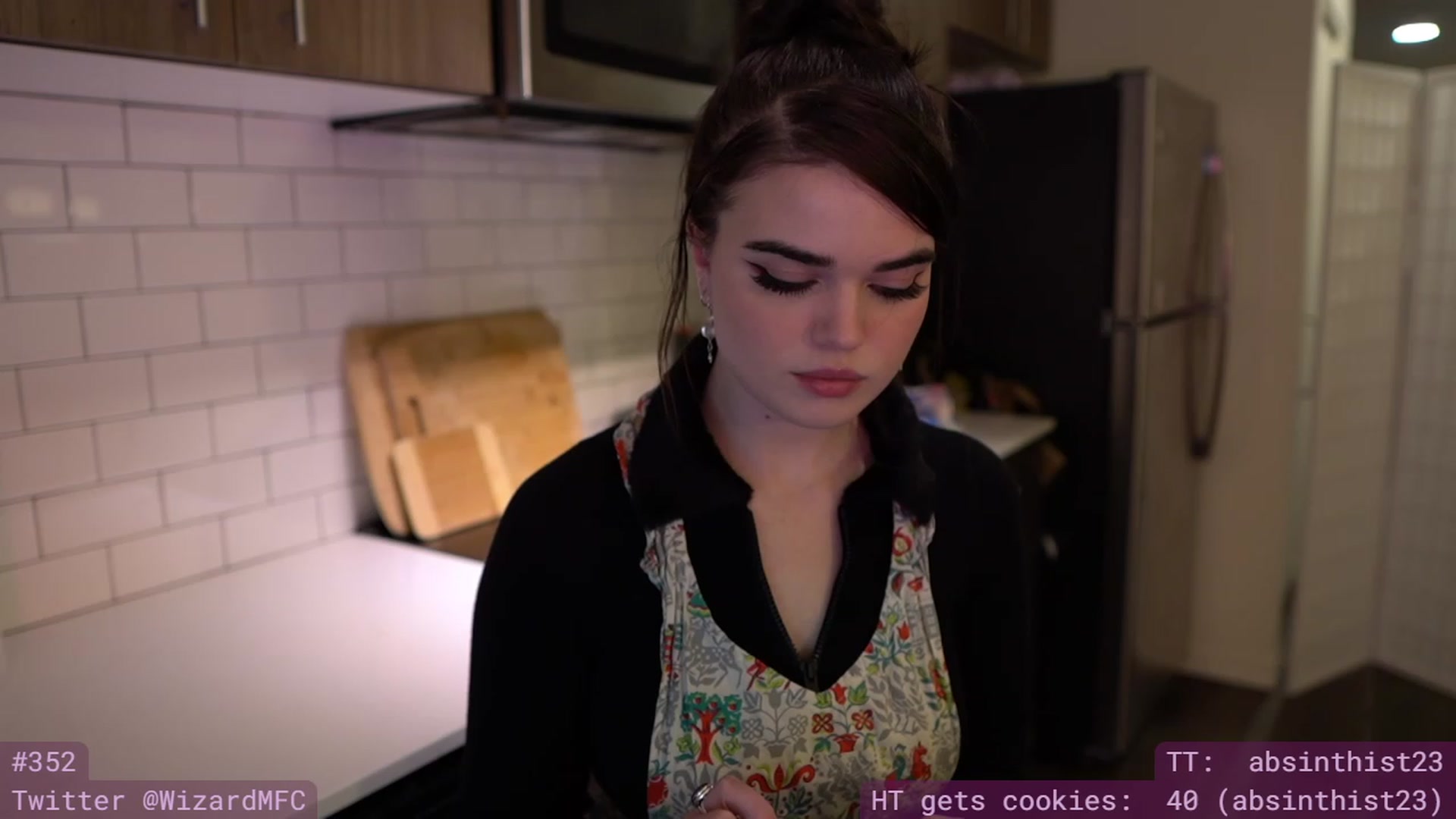 Gallery image thumbnail from Wizard's myfreecams stream on, 12/22/2023, 06:33 image 13 of 20