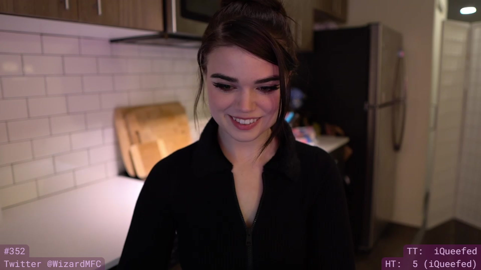 Gallery image thumbnail from Wizard's myfreecams stream on, 12/22/2023, 06:33 image 4 of 20