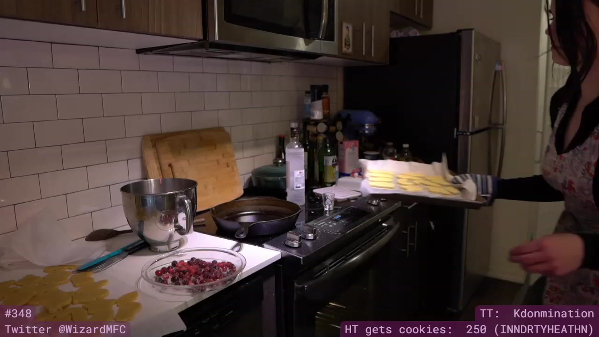 Gallery image thumbnail from Wizard's myfreecams stream on, 12/22/2023, 07:09 image 12 of 20