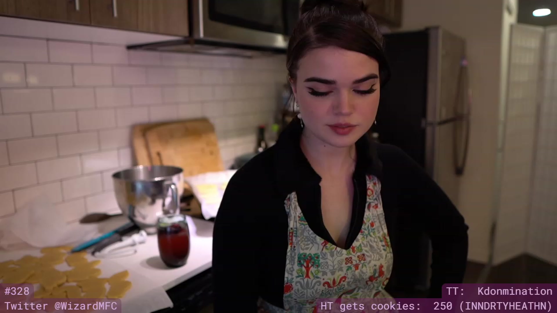 Gallery image thumbnail from Wizard's myfreecams stream on, 12/22/2023, 07:09 image 16 of 20