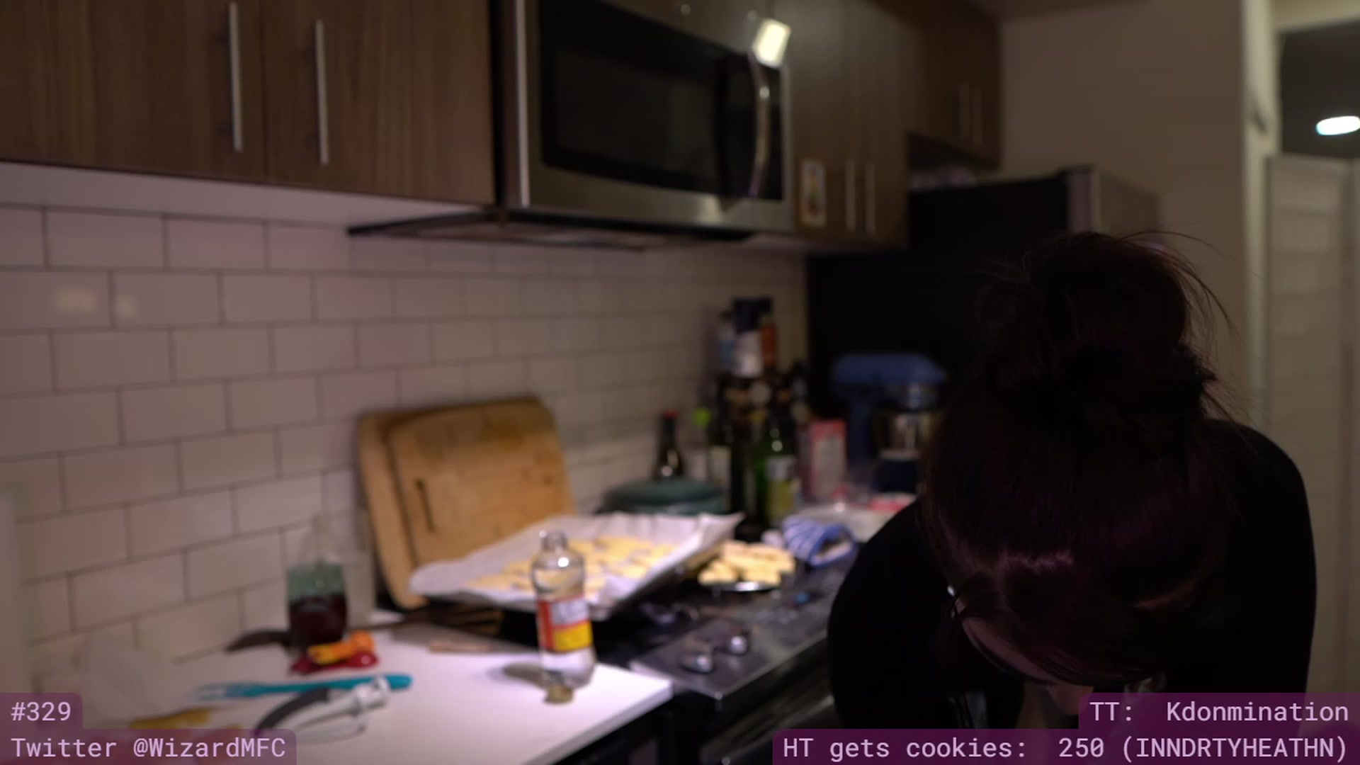 Gallery image thumbnail from Wizard's myfreecams stream on, 12/22/2023, 07:29 image 17 of 20
