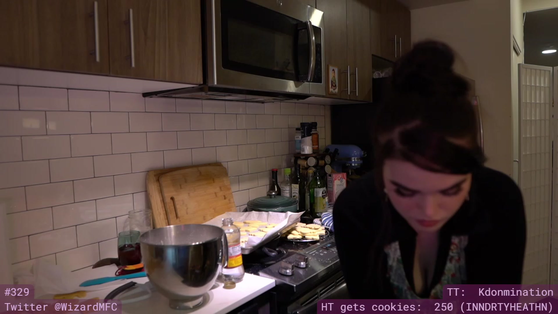 Gallery image thumbnail from Wizard's myfreecams stream on, 12/22/2023, 07:29 image 15 of 20