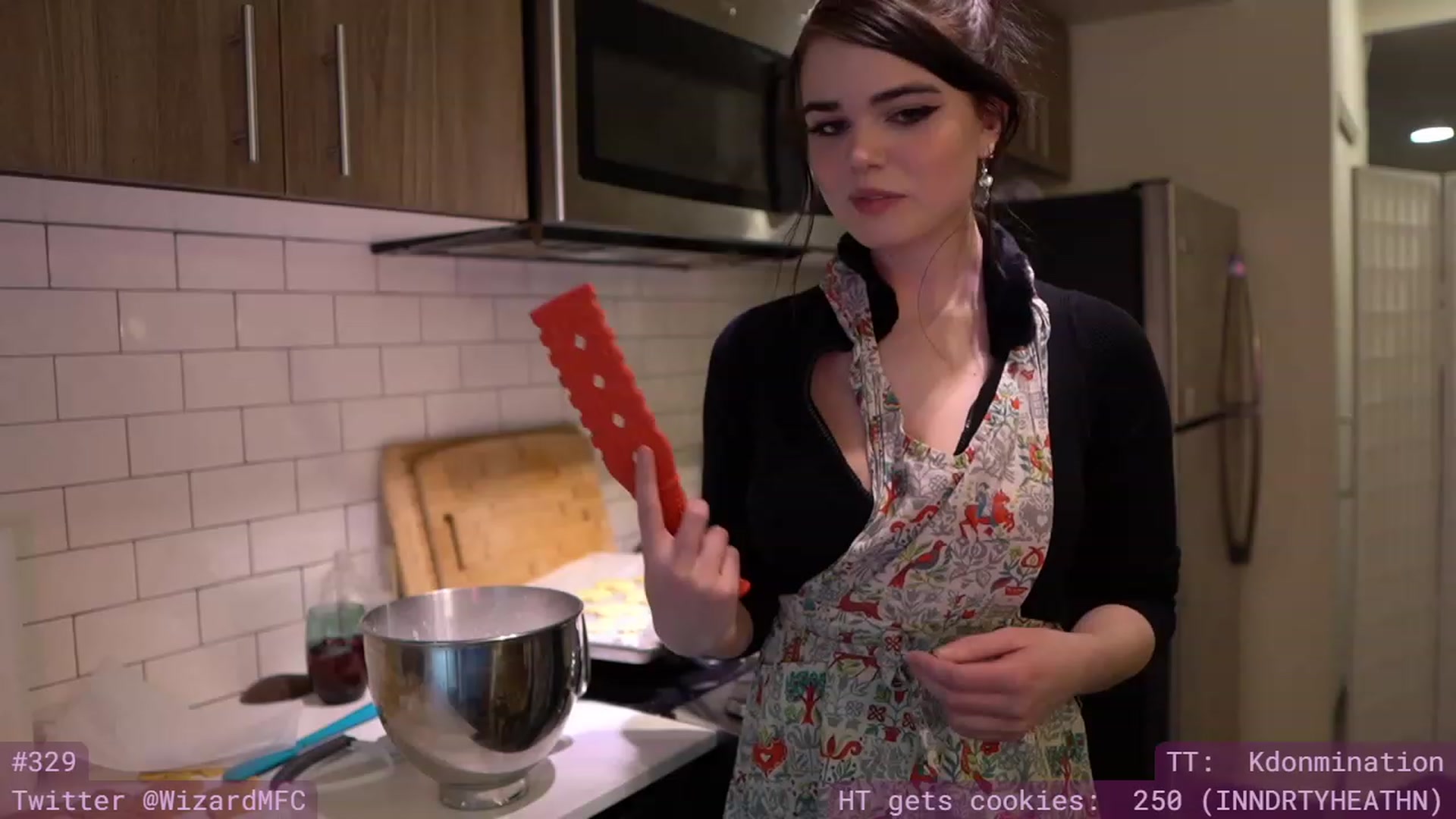 Gallery image thumbnail from Wizard's myfreecams stream on, 12/22/2023, 07:29 image 10 of 20