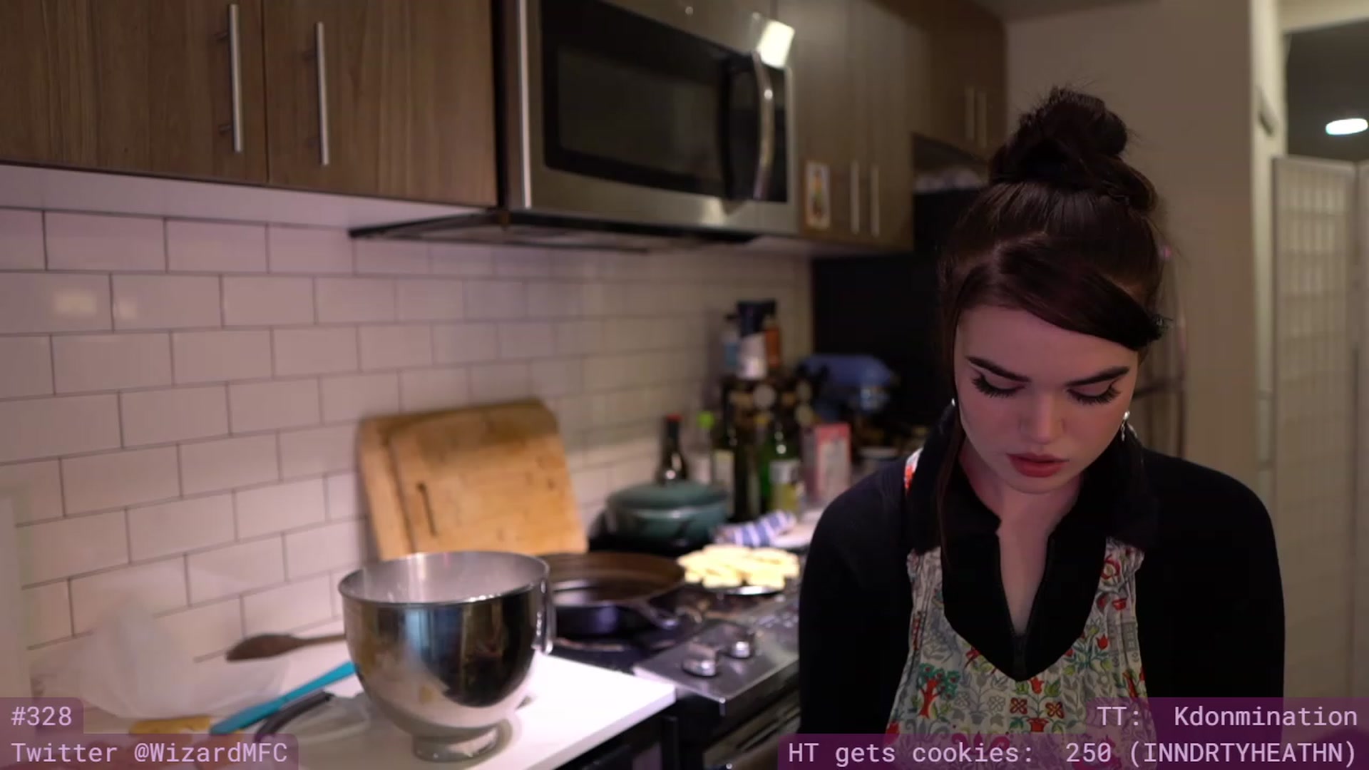 Gallery image thumbnail from Wizard's myfreecams stream on, 12/22/2023, 07:29 image 5 of 20