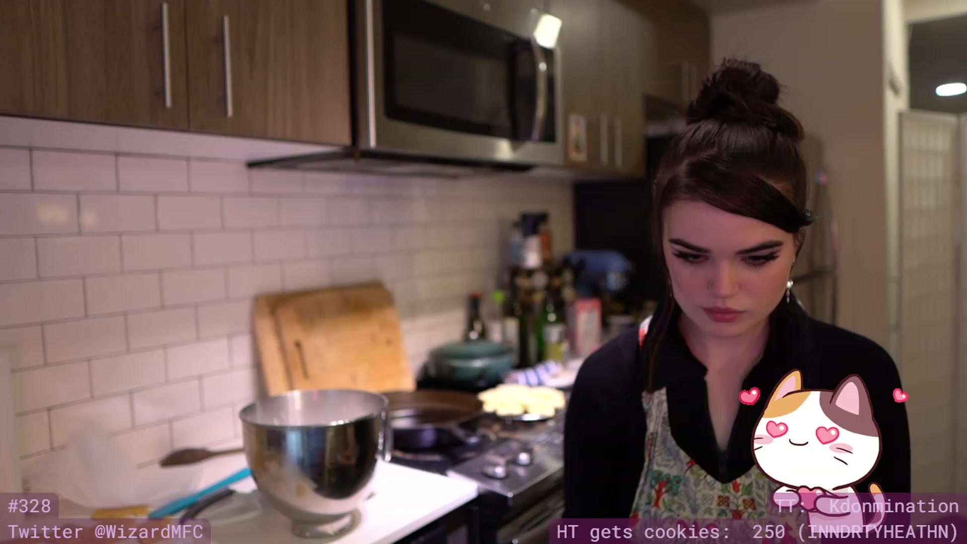 Gallery image thumbnail from Wizard's myfreecams stream on, 12/22/2023, 07:29 image 6 of 20