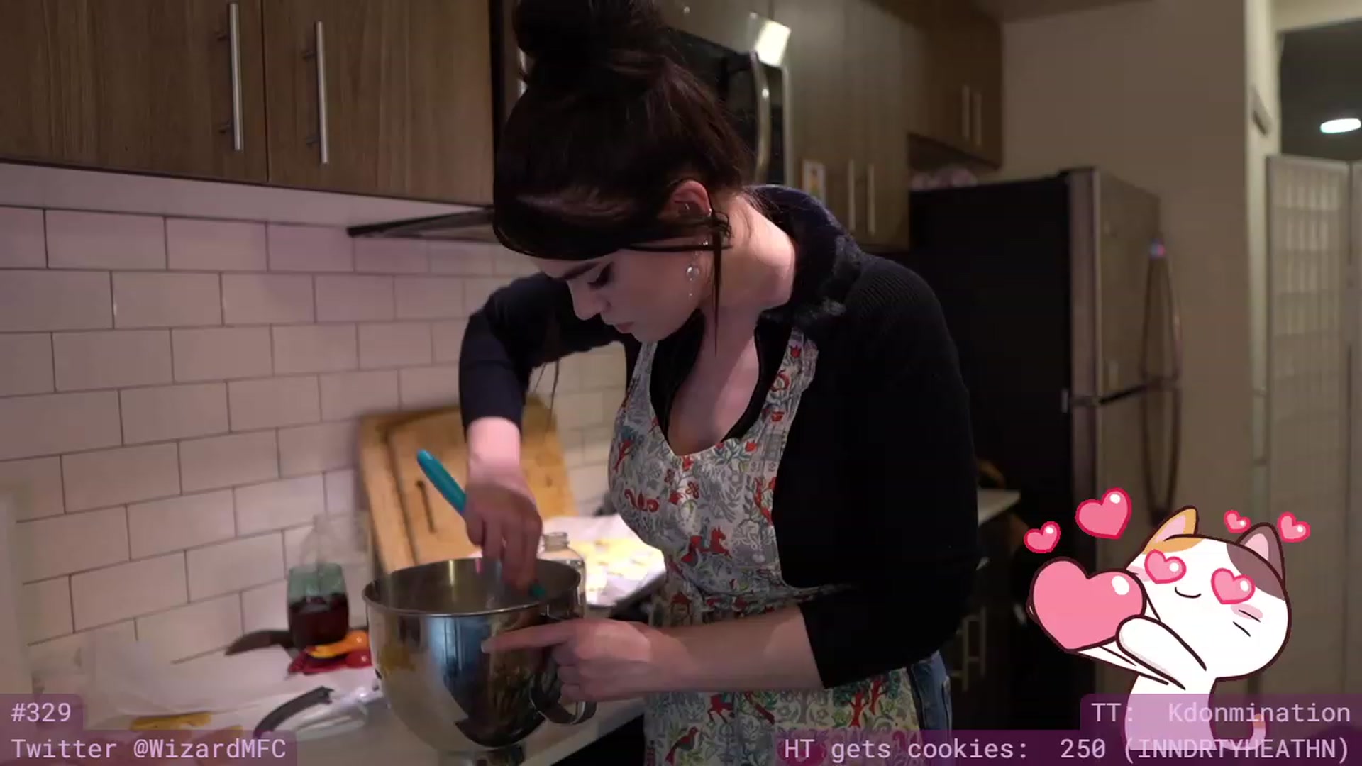 Gallery image thumbnail from Wizard's myfreecams stream on, 12/22/2023, 07:29 image 16 of 20