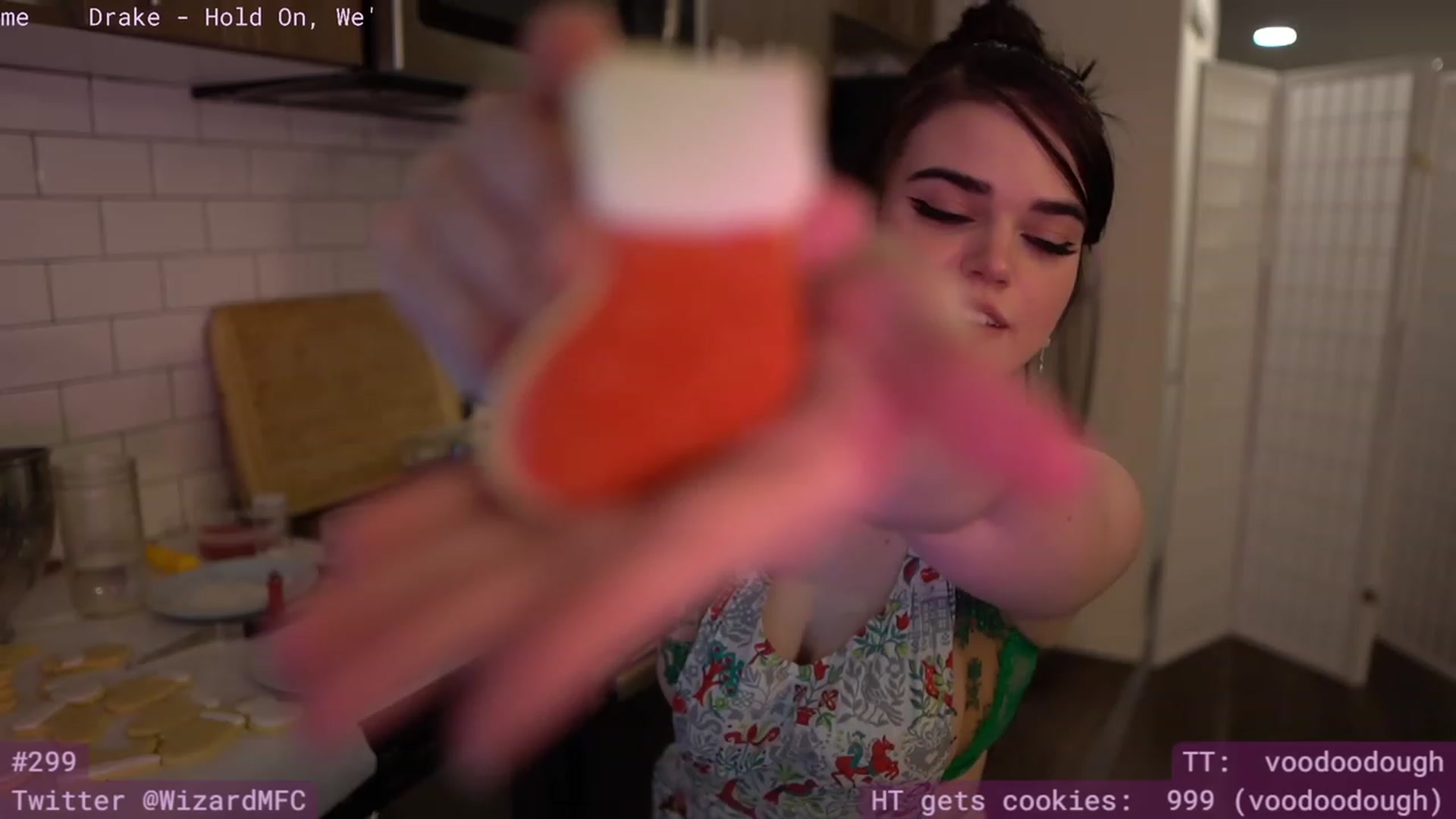 Gallery image thumbnail from Wizard's myfreecams stream on, 12/22/2023, 11:15 image 13 of 20
