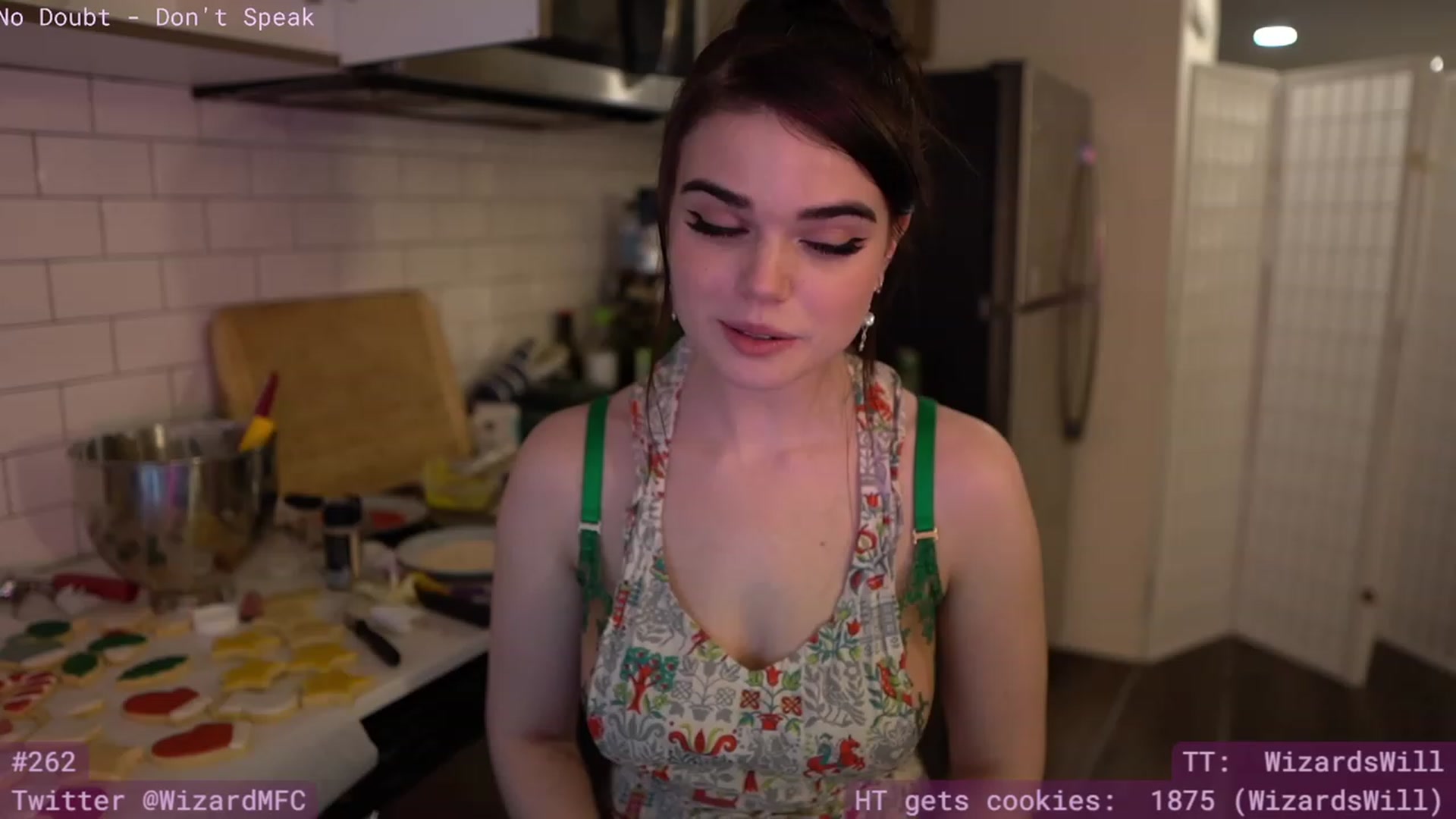 Gallery image thumbnail from Wizard's myfreecams stream on, 12/22/2023, 13:29 image 18 of 20