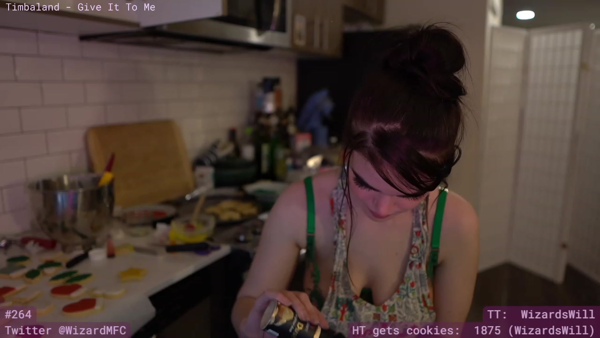Gallery image thumbnail from Wizard's myfreecams stream on, 12/22/2023, 13:29 image 1 of 20