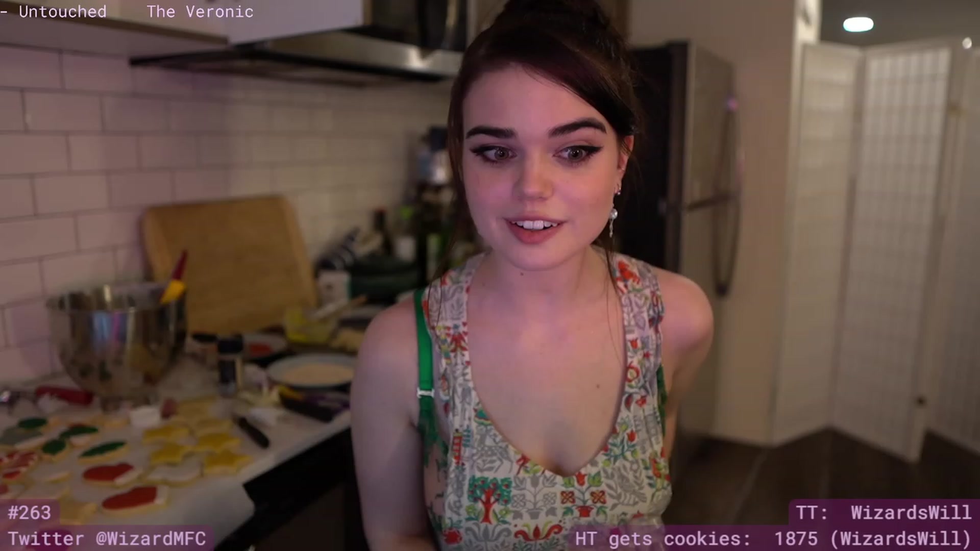 Gallery image thumbnail from Wizard's myfreecams stream on, 12/22/2023, 13:29 image 15 of 20