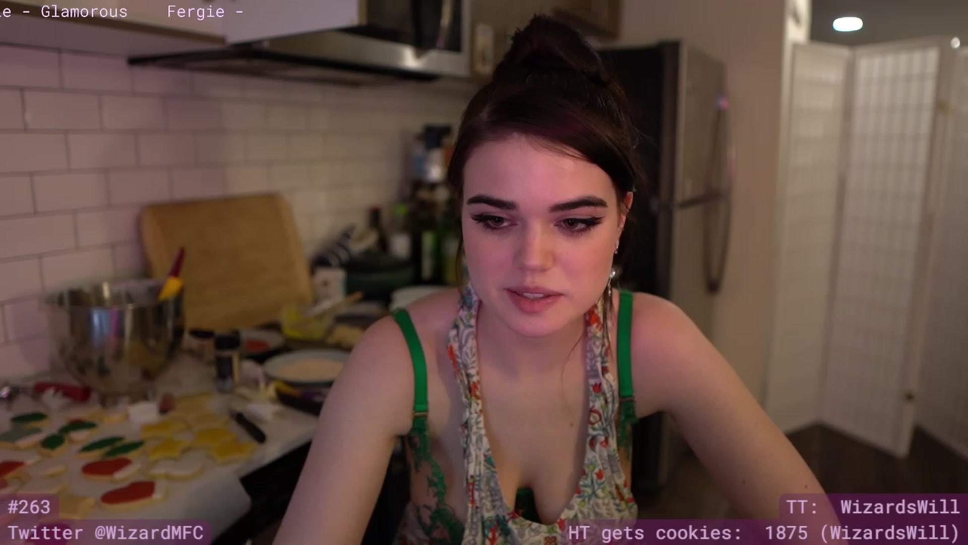 Gallery image thumbnail from Wizard's myfreecams stream on, 12/22/2023, 13:29 image 11 of 20