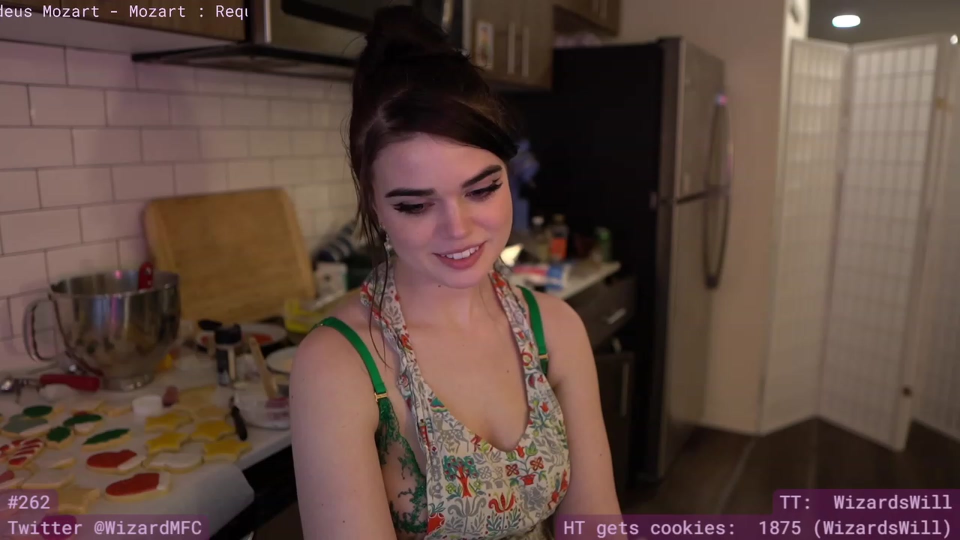 Gallery image thumbnail from Wizard's myfreecams stream on, 12/22/2023, 13:54 image 5 of 20