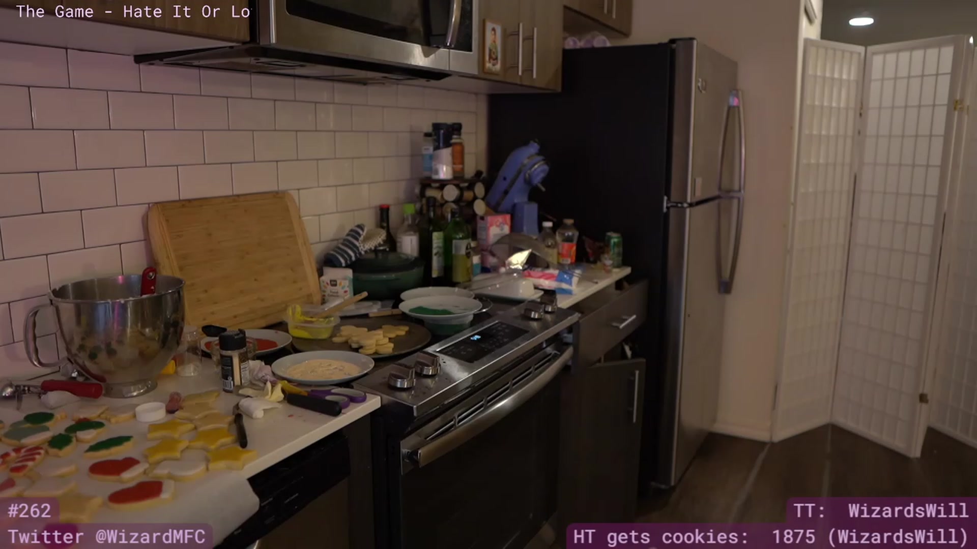 Gallery image thumbnail from Wizard's myfreecams stream on, 12/22/2023, 13:54 image 9 of 20
