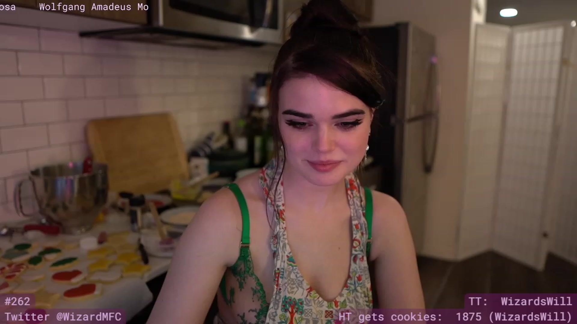 Gallery image thumbnail from Wizard's myfreecams stream on, 12/22/2023, 13:54 image 4 of 20