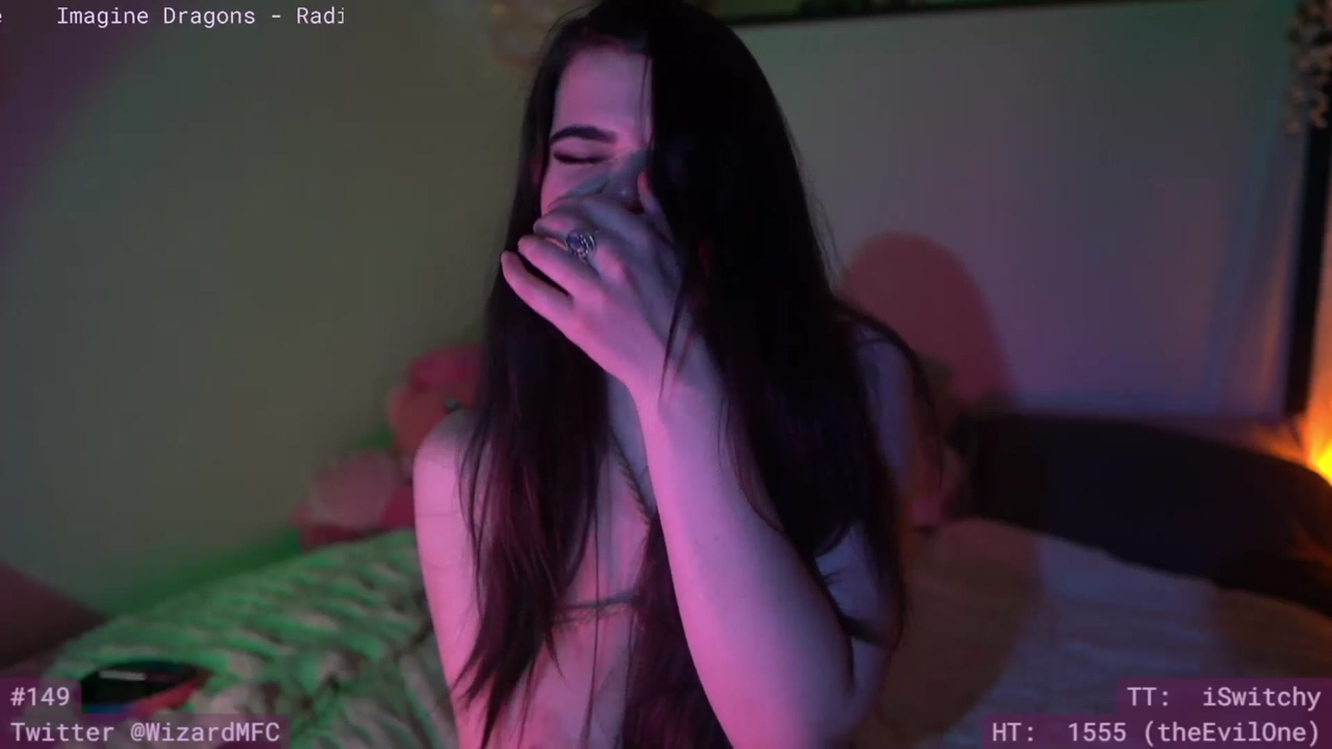 Gallery image thumbnail from Wizard's myfreecams stream on, 03/30/2024, 08:43 image 16 of 20