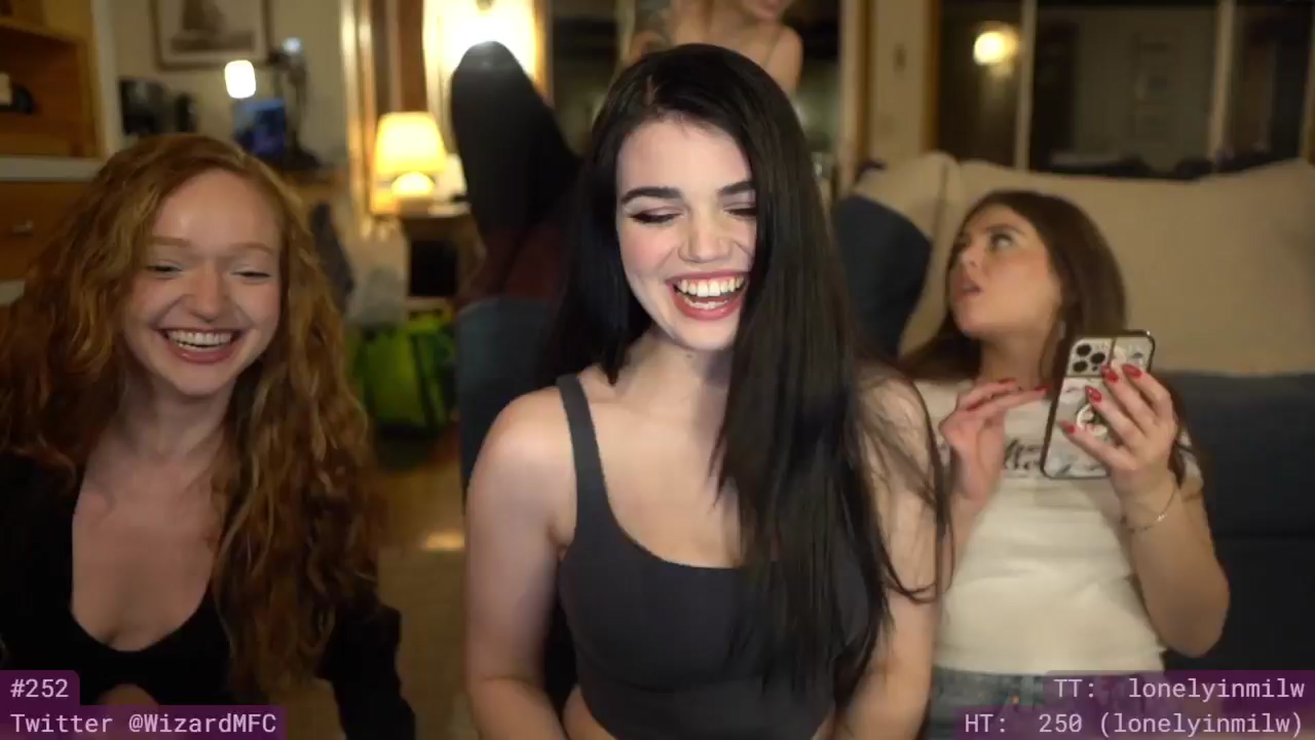 Gallery image thumbnail from Wizard's myfreecams stream on, 05/28/2024, 09:28 image 3 of 20