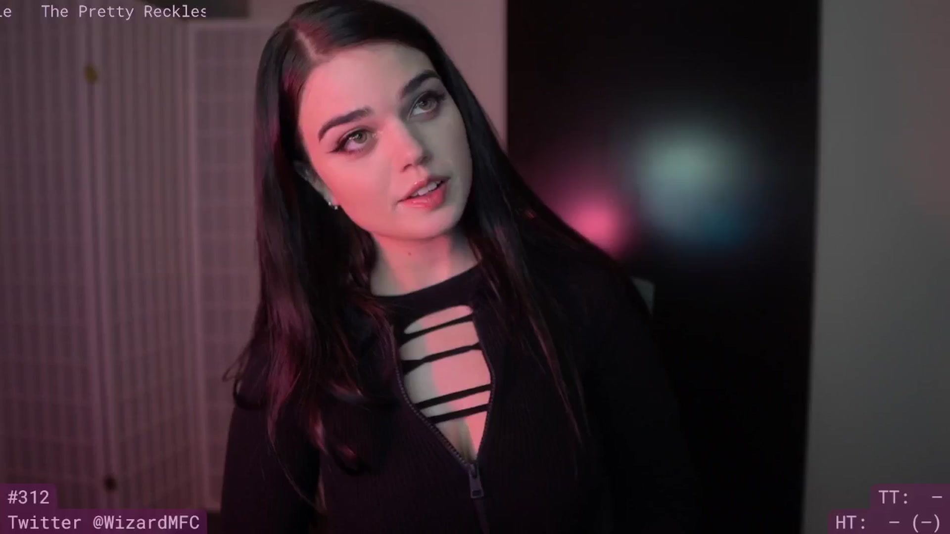 Gallery image thumbnail from Wizard's myfreecams stream on, 07/25/2024, 05:16 image 2 of 20