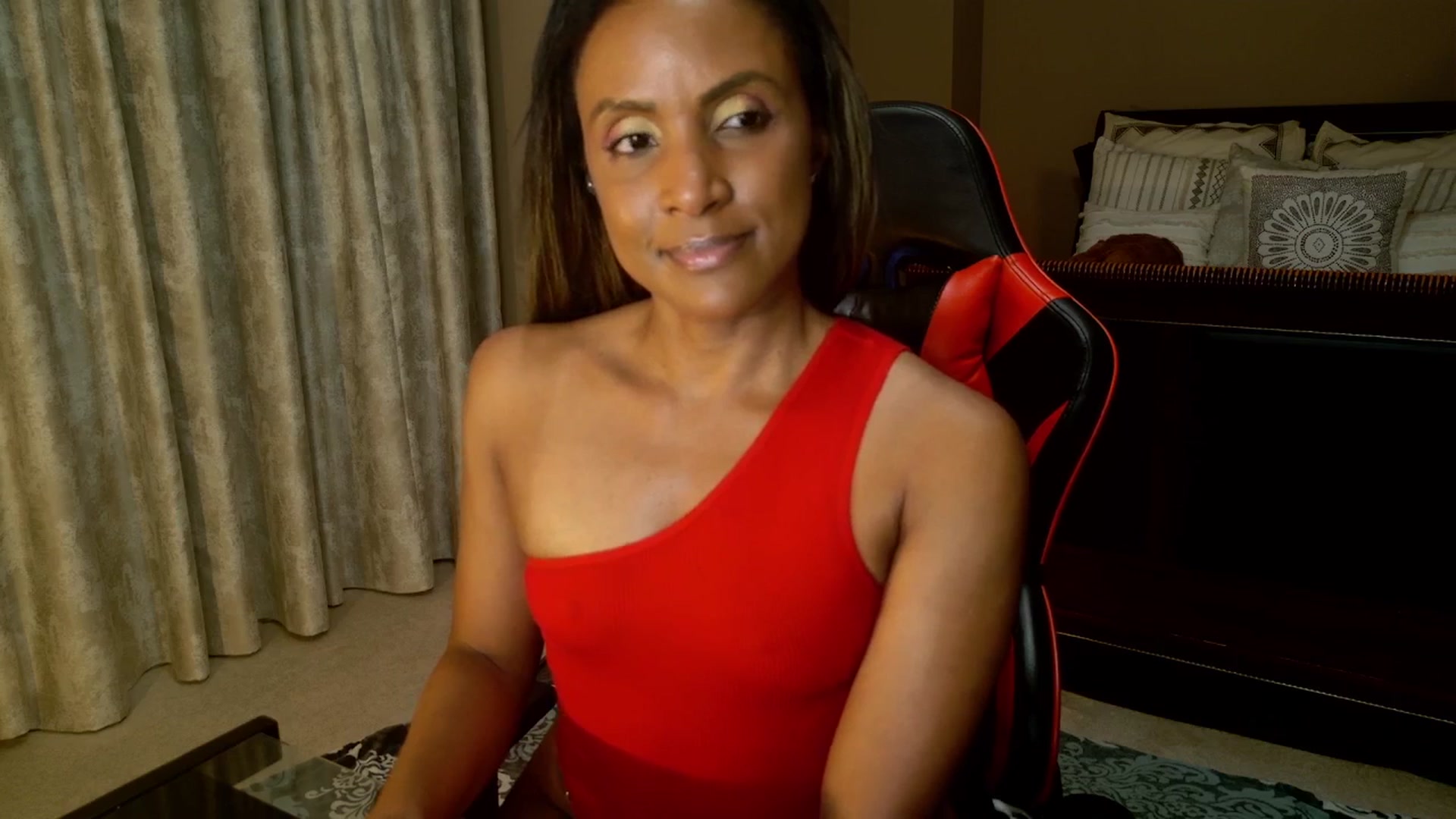 Gallery image thumbnail from WnW10yrCamin's myfreecams stream on, 11/03/2025, 02:02 image 13 of 20