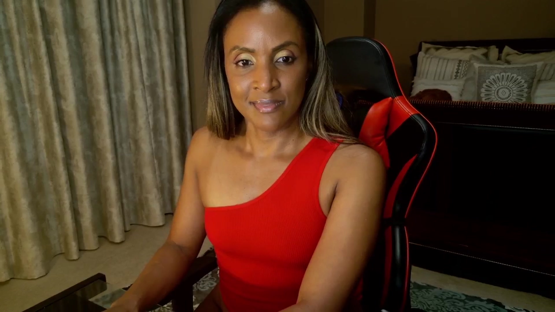 Gallery image thumbnail from WnW10yrCamin's myfreecams stream on, 11/03/2025, 02:02 image 5 of 20
