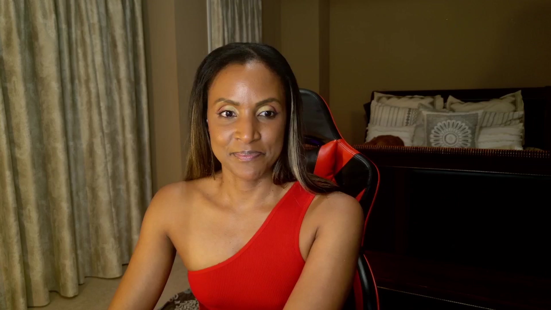 Gallery image thumbnail from WnW10yrCamin's myfreecams stream on, 11/03/2025, 04:36 image 3 of 20