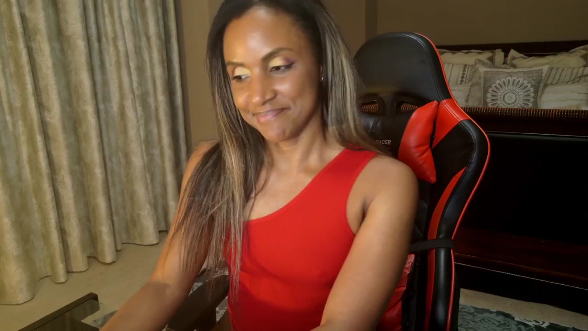 Gallery image thumbnail from WnW10yrCamin's myfreecams stream on, 11/03/2025, 04:36 image 12 of 20