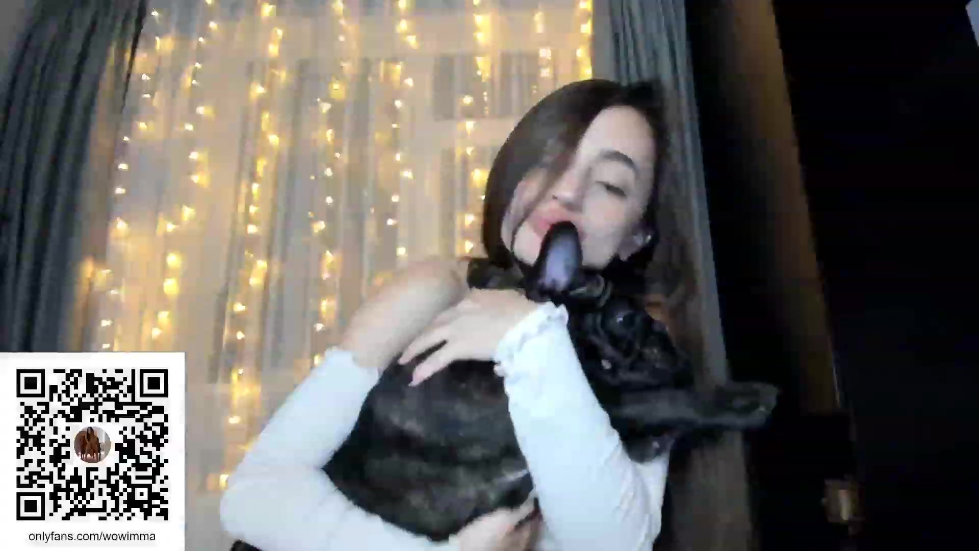 Gallery image thumbnail from WoWImmA's myfreecams stream on, 01/08/2023, 15:42 image 19 of 20