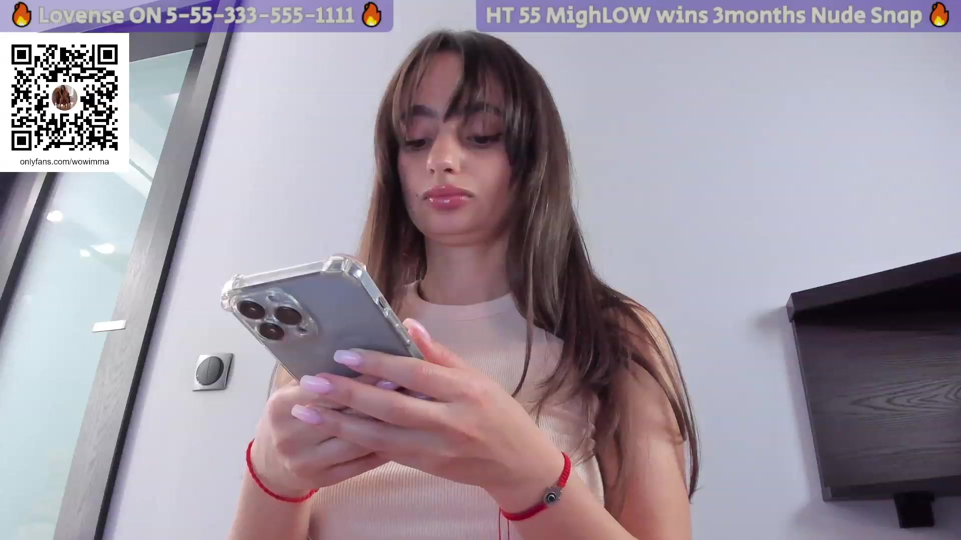 Gallery image thumbnail from WoWImmA's myfreecams stream on, 04/28/2023, 14:04 image 19 of 20