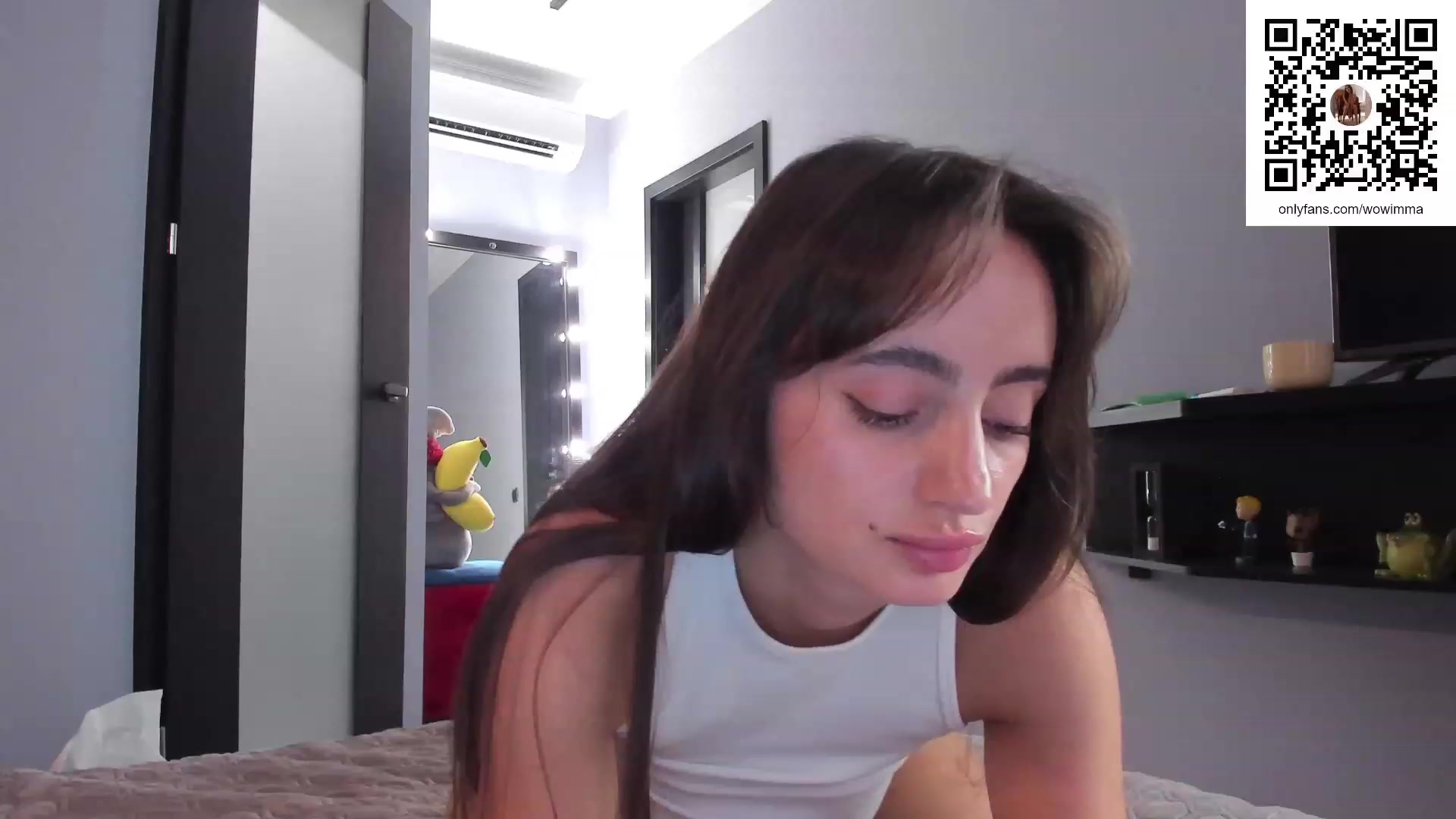 Gallery image thumbnail from WoWImmA's myfreecams stream on, 09/24/2023, 12:11 image 7 of 20