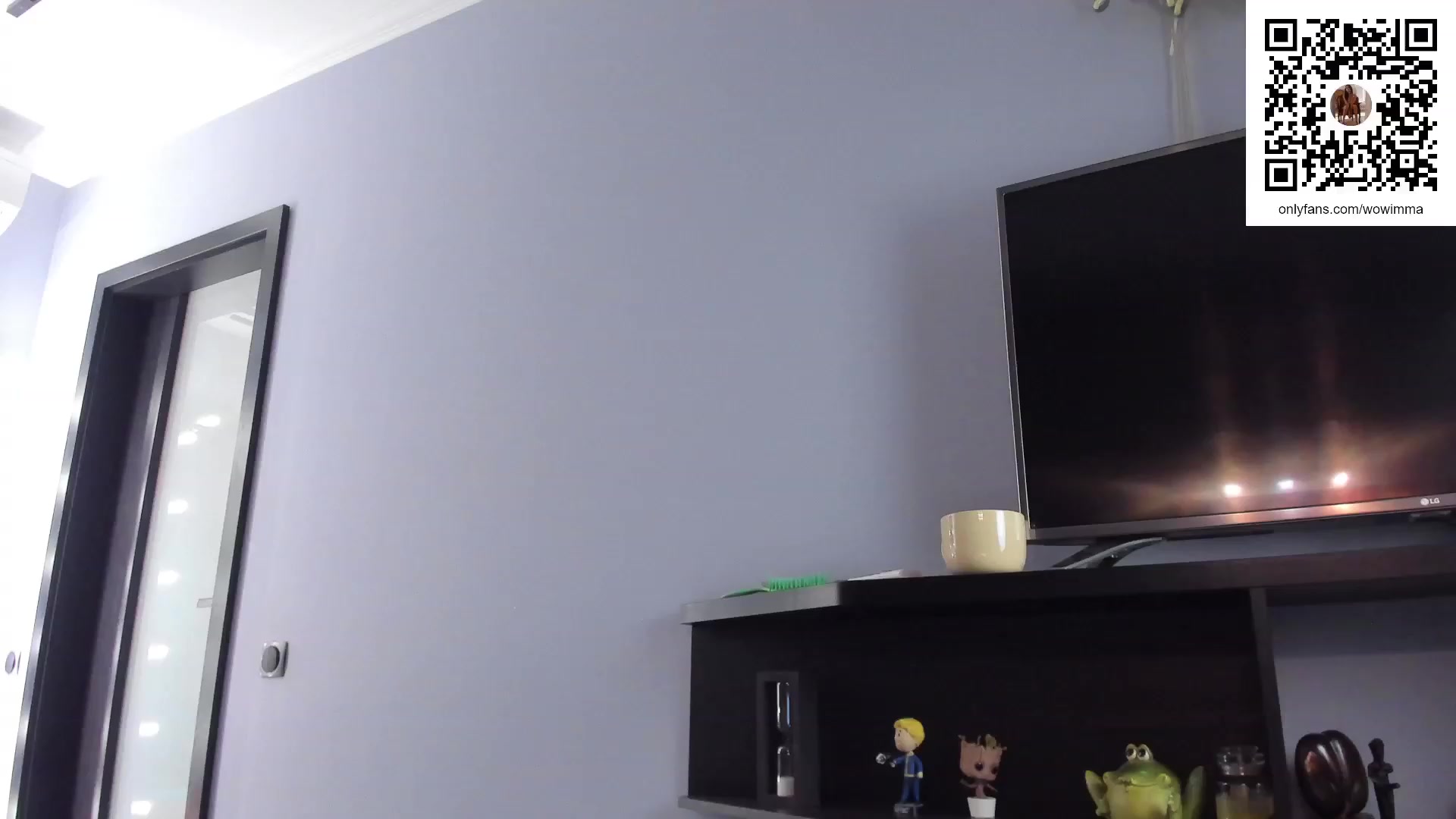 Gallery image thumbnail from WoWImmA's myfreecams stream on, 09/24/2023, 13:04 image 6 of 20