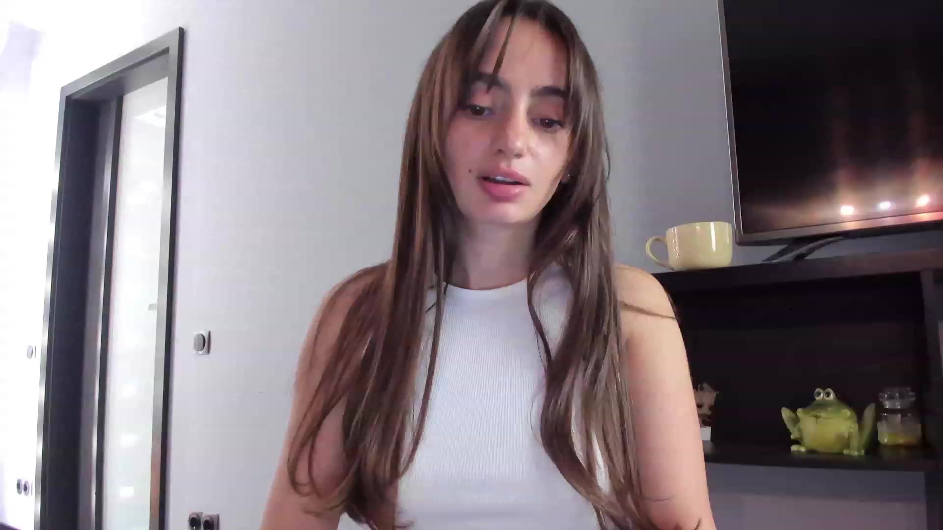 Gallery image thumbnail from WoWImmA's myfreecams stream on, 09/24/2023, 14:23 image 9 of 20