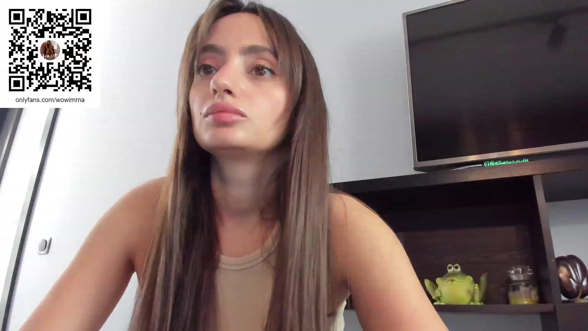 Gallery image thumbnail from WoWImmA's myfreecams stream on, 09/29/2023, 10:06 image 16 of 20