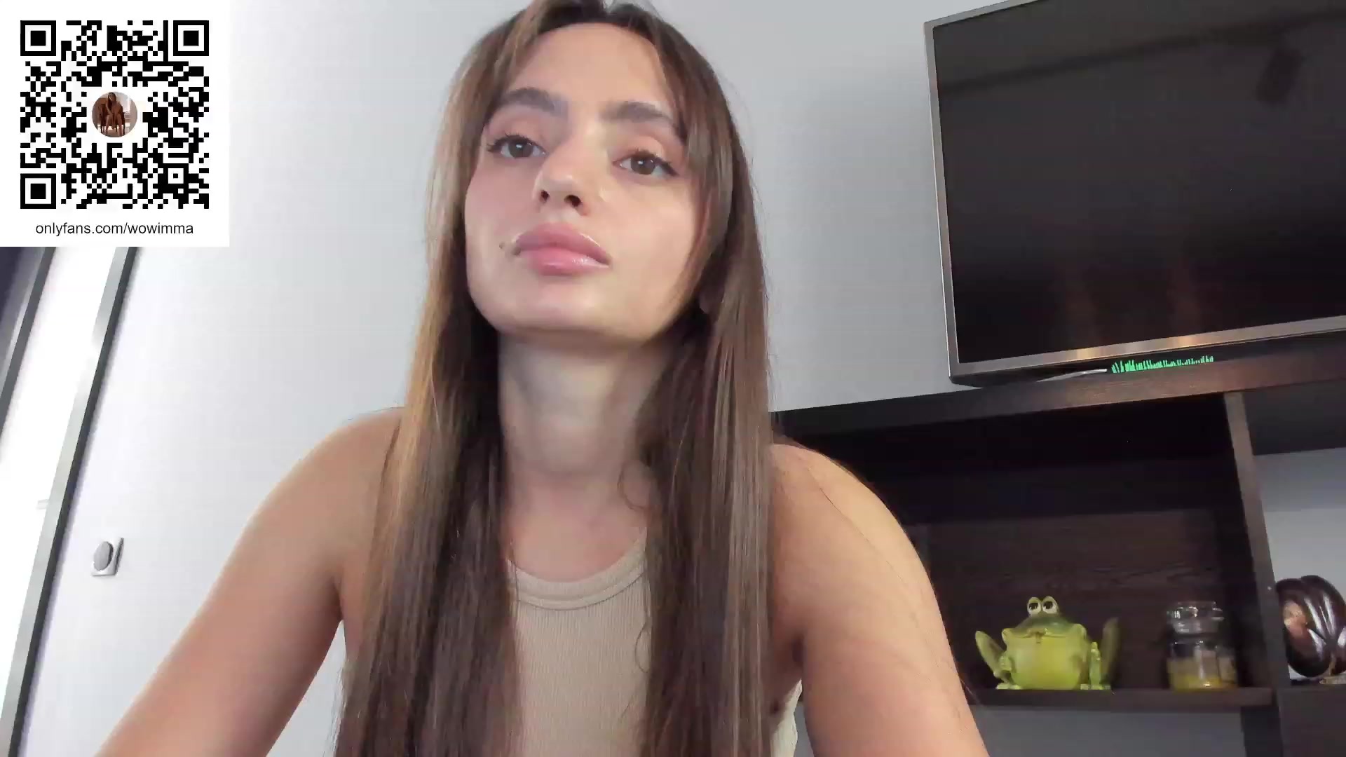 Gallery image thumbnail from WoWImmA's myfreecams stream on, 09/29/2023, 10:06 image 8 of 20