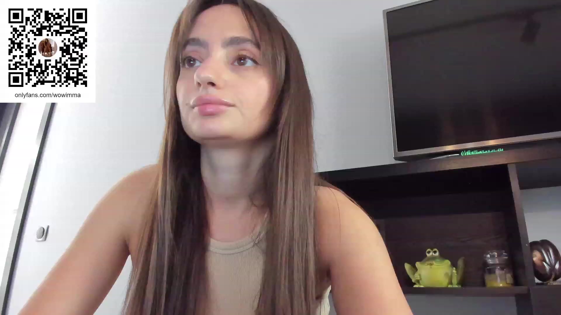 Gallery image thumbnail from WoWImmA's myfreecams stream on, 09/29/2023, 10:06 image 14 of 20