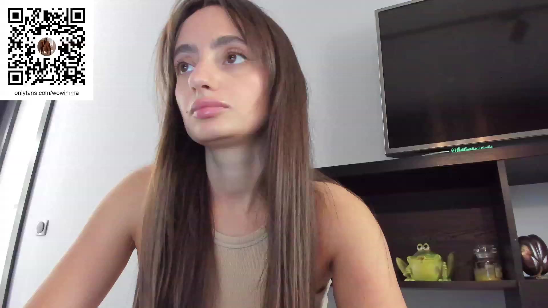 Gallery image thumbnail from WoWImmA's myfreecams stream on, 09/29/2023, 10:06 image 11 of 20