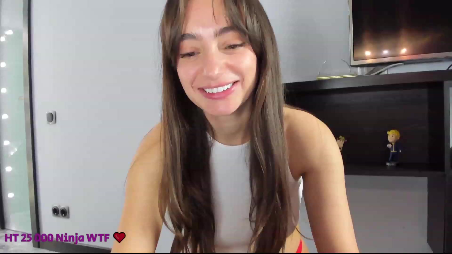 Gallery image thumbnail from WoWImmA's myfreecams stream on, 03/14/2024, 14:25 image 10 of 20