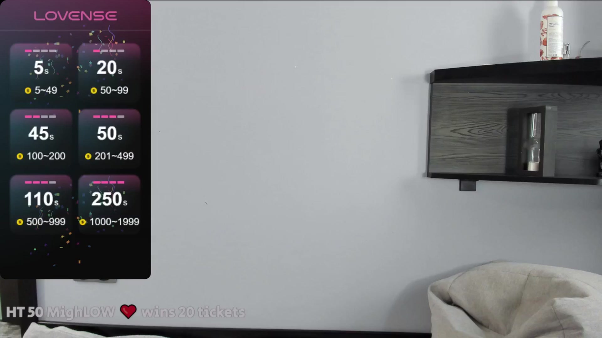 Gallery image thumbnail from WoWImmA's myfreecams stream on, 03/31/2024, 17:00 image 7 of 20