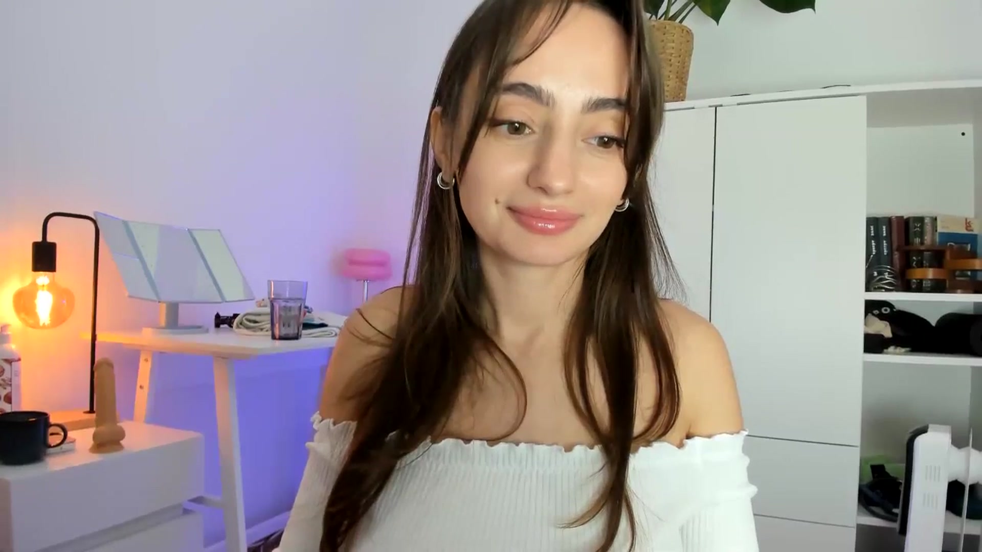 Gallery image thumbnail from WoWImmA's myfreecams stream on, 01/16/2025, 17:42 image 2 of 20