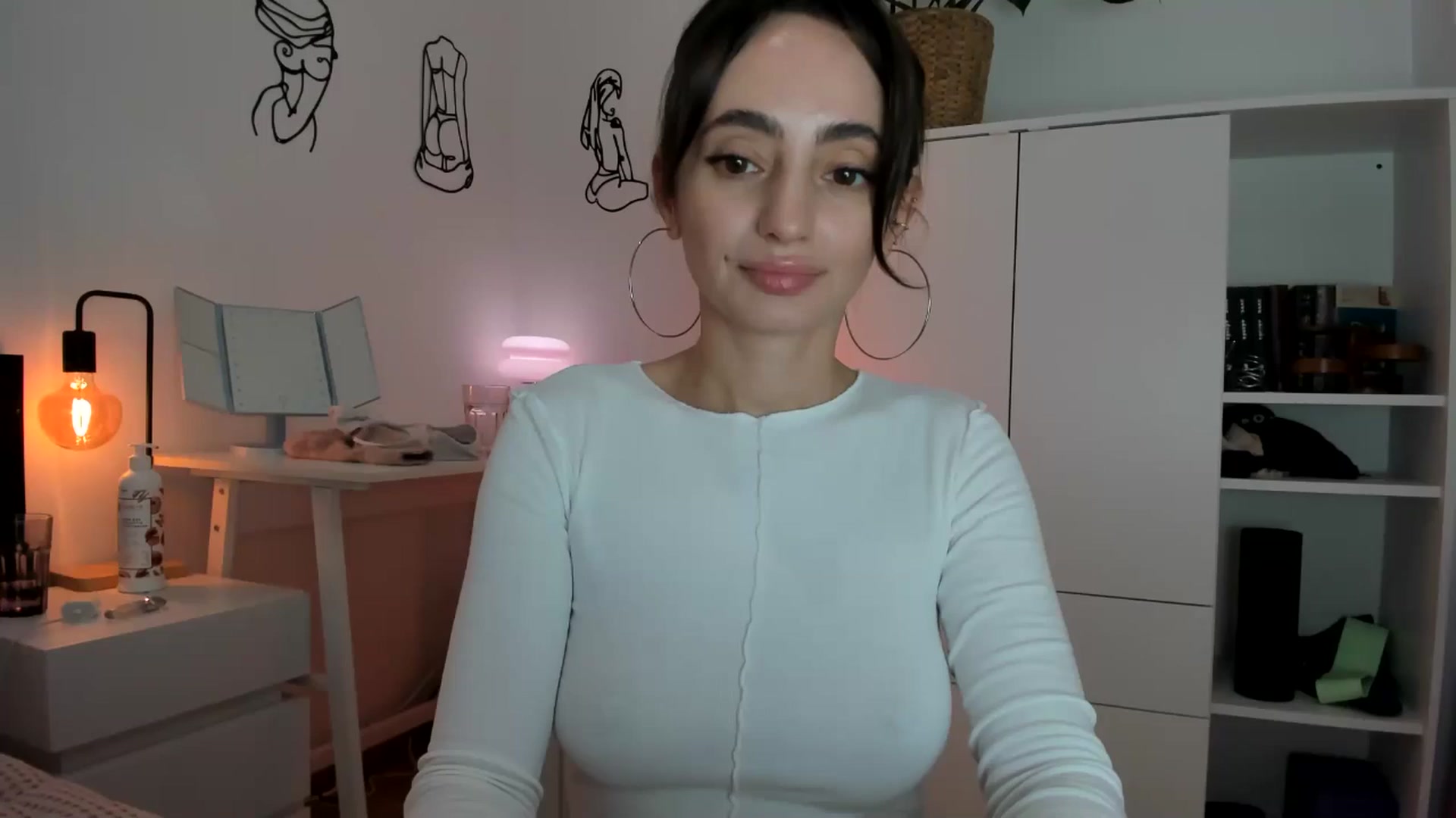 Gallery image thumbnail from WoWImmA's myfreecams stream on, 02/01/2025, 14:38 image 1 of 20