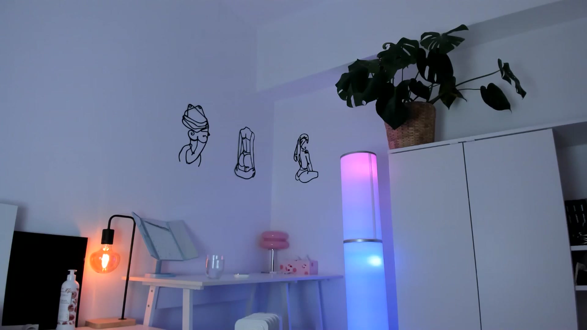 Gallery image thumbnail from WoWImmA's myfreecams stream on, 02/08/2025, 16:25 image 7 of 20