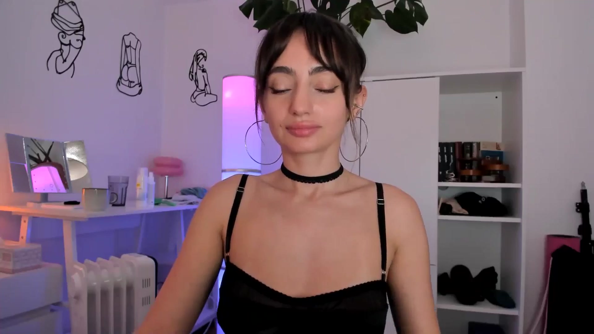 Gallery image thumbnail from WoWImmA's myfreecams stream on, 02/15/2025, 14:42 image 17 of 20