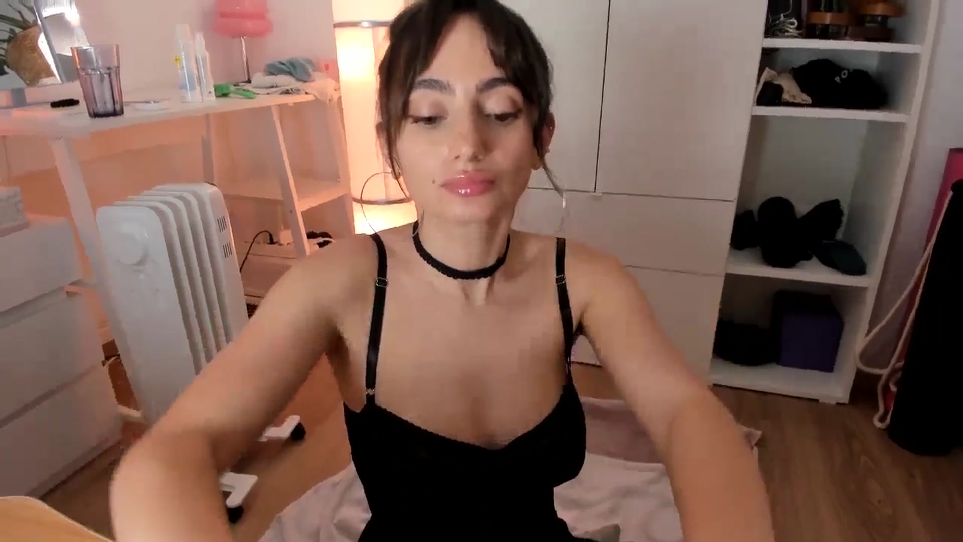 Gallery image thumbnail from WoWImmA's myfreecams stream on, 02/15/2025, 17:10 image 4 of 20