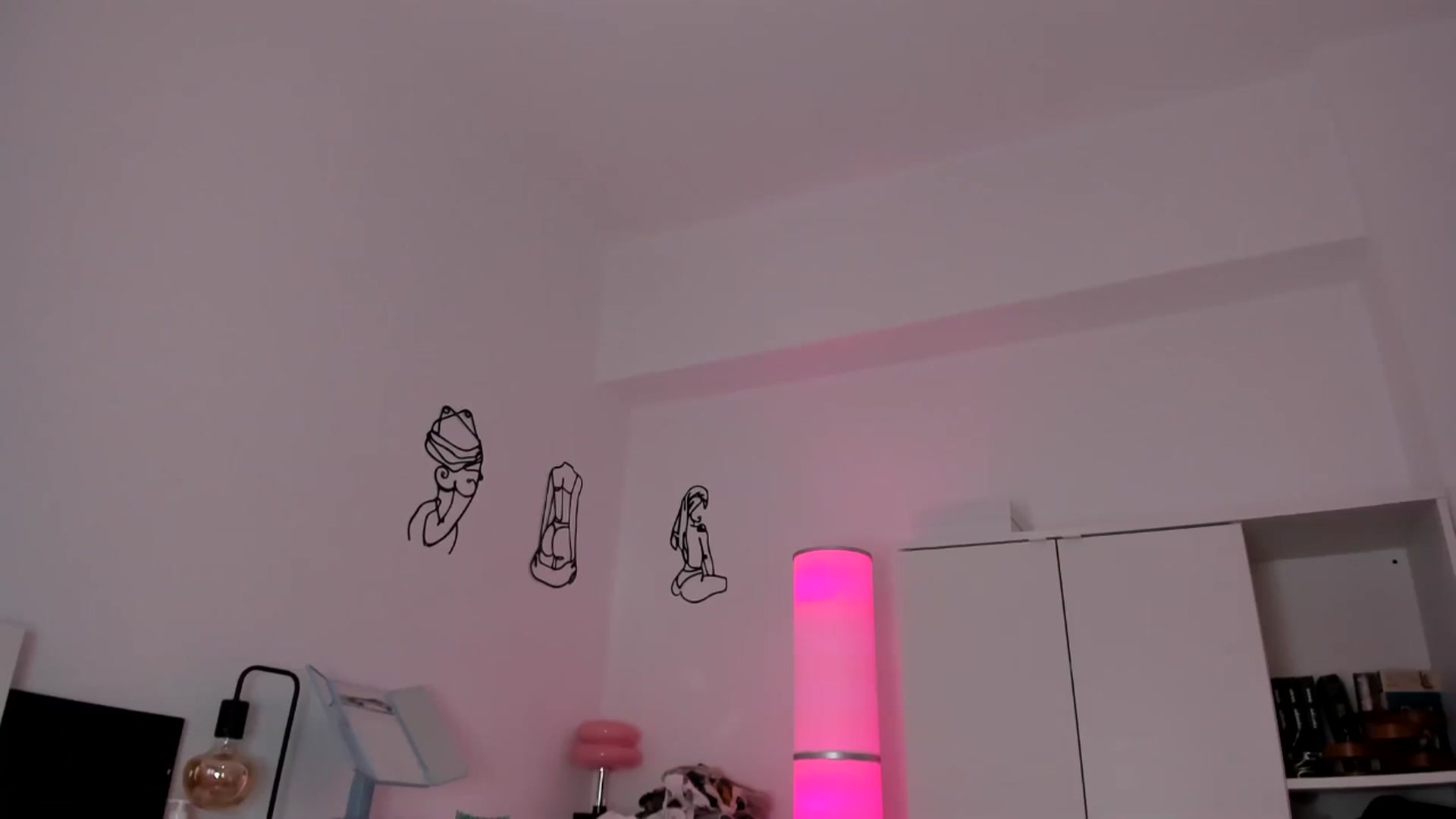 Gallery image thumbnail from WoWImmA's myfreecams stream on, 05/04/2025, 15:00 image 16 of 20