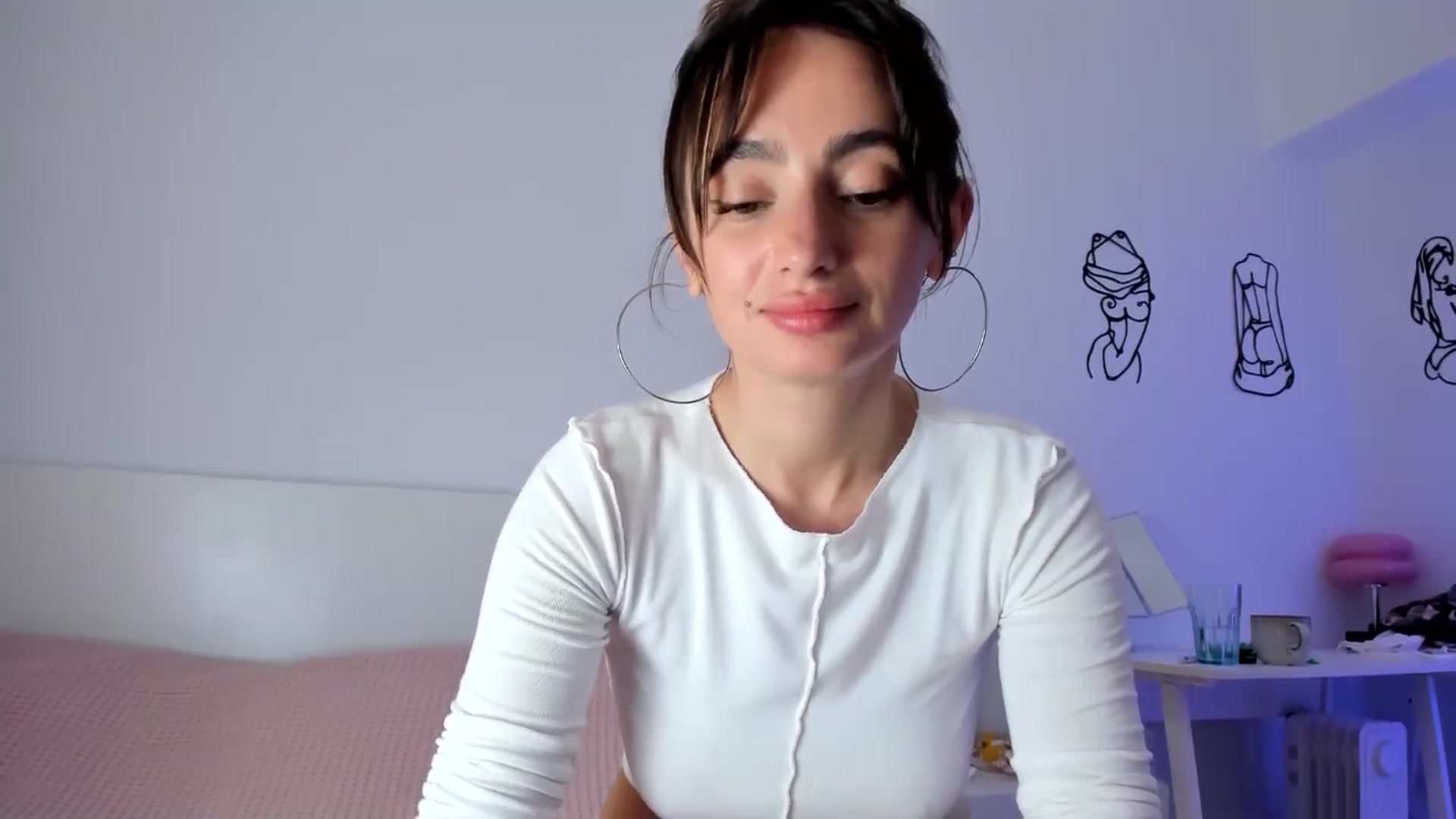 Gallery image thumbnail from WoWImmA's myfreecams stream on, 05/04/2025, 18:10 image 19 of 20