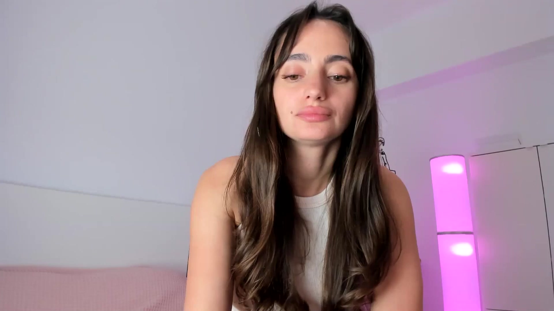 Gallery image thumbnail from WoWImmA's myfreecams stream on, 05/10/2025, 17:32 image 15 of 20