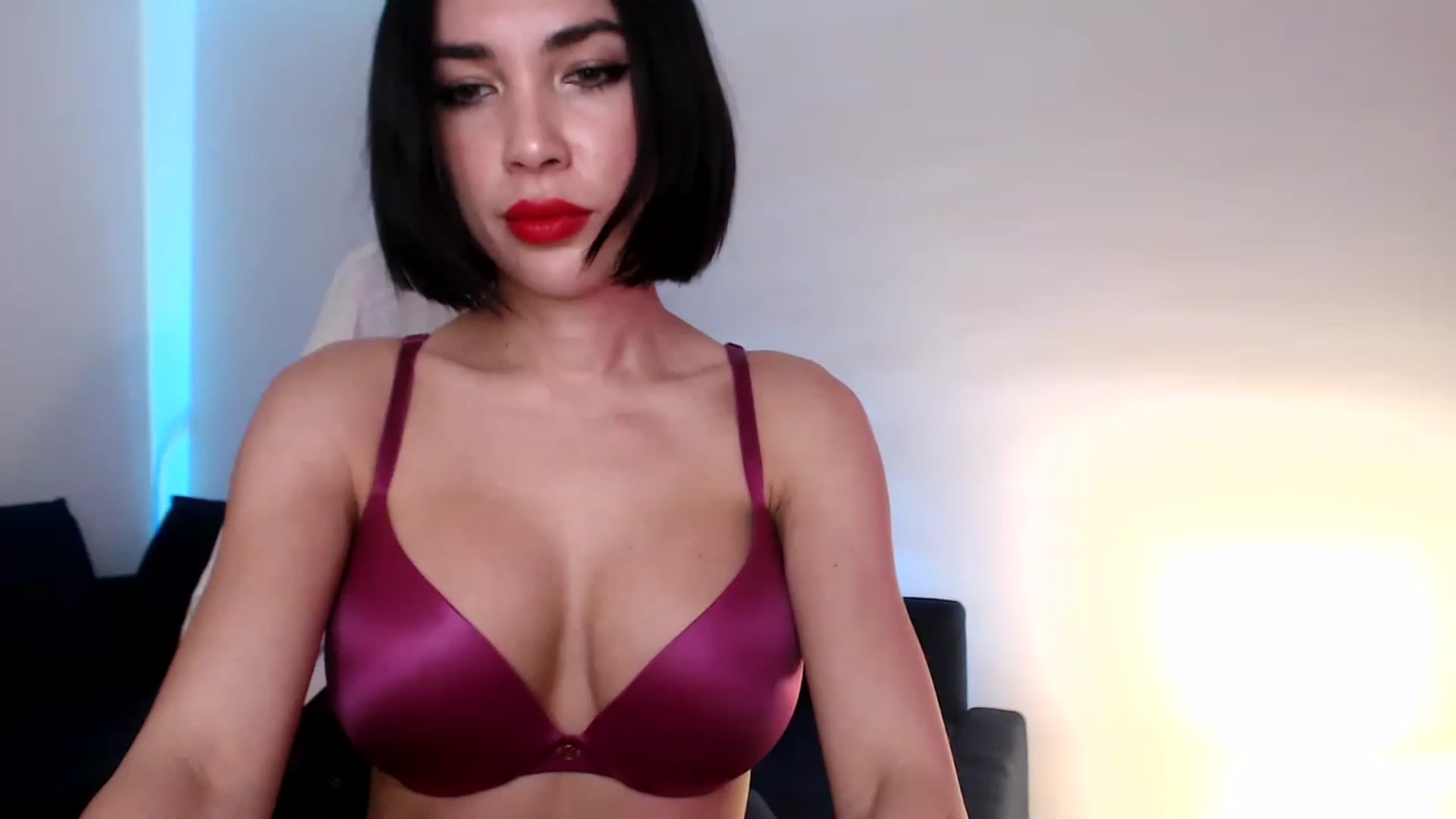 Gallery image thumbnail from WoWJamie's myfreecams stream on, 01/16/2023, 17:25 image 9 of 20