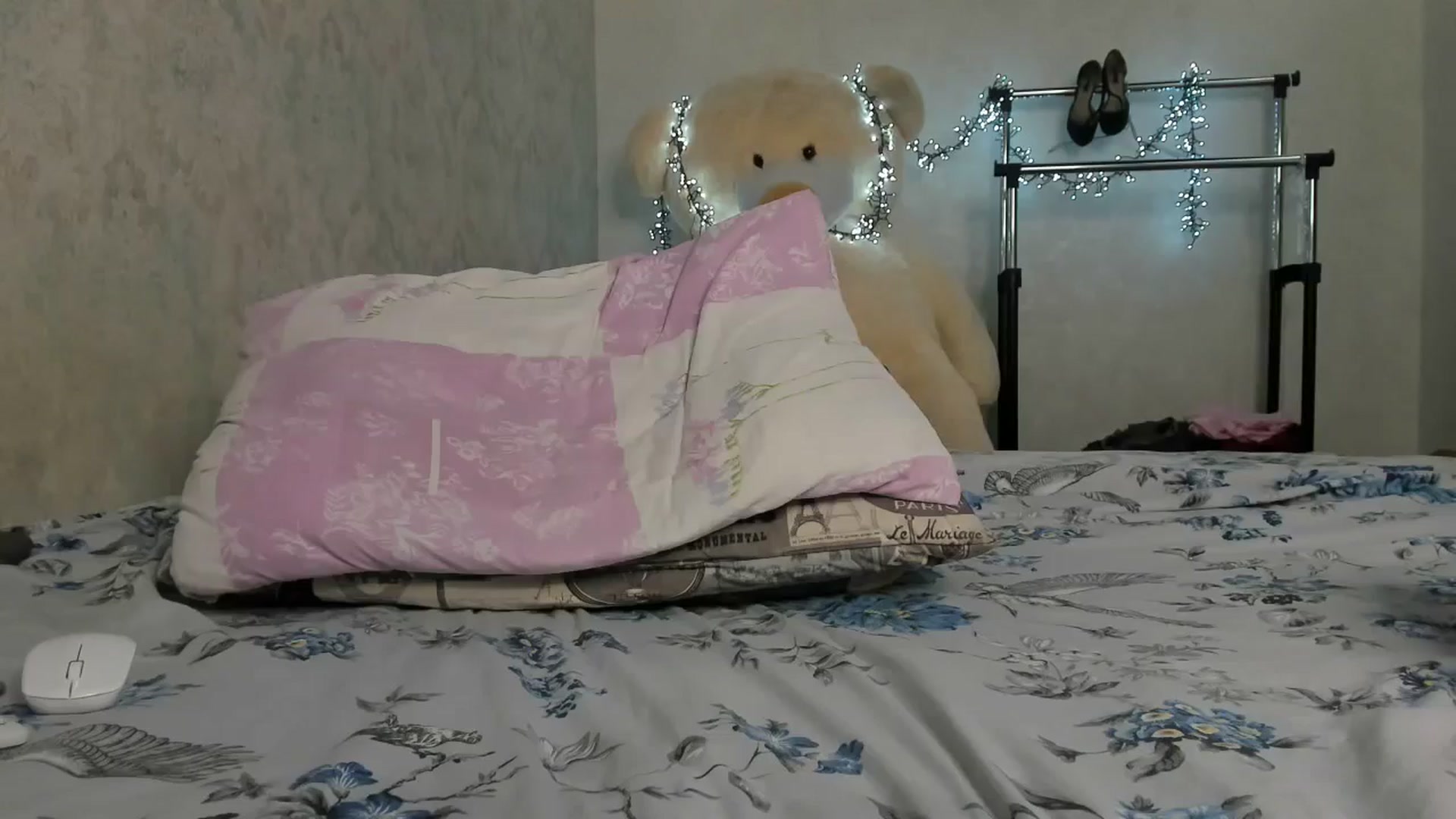 Gallery image thumbnail from WoW_Blonde_'s myfreecams stream on, 11/23/2025, 14:21 image 3 of 20