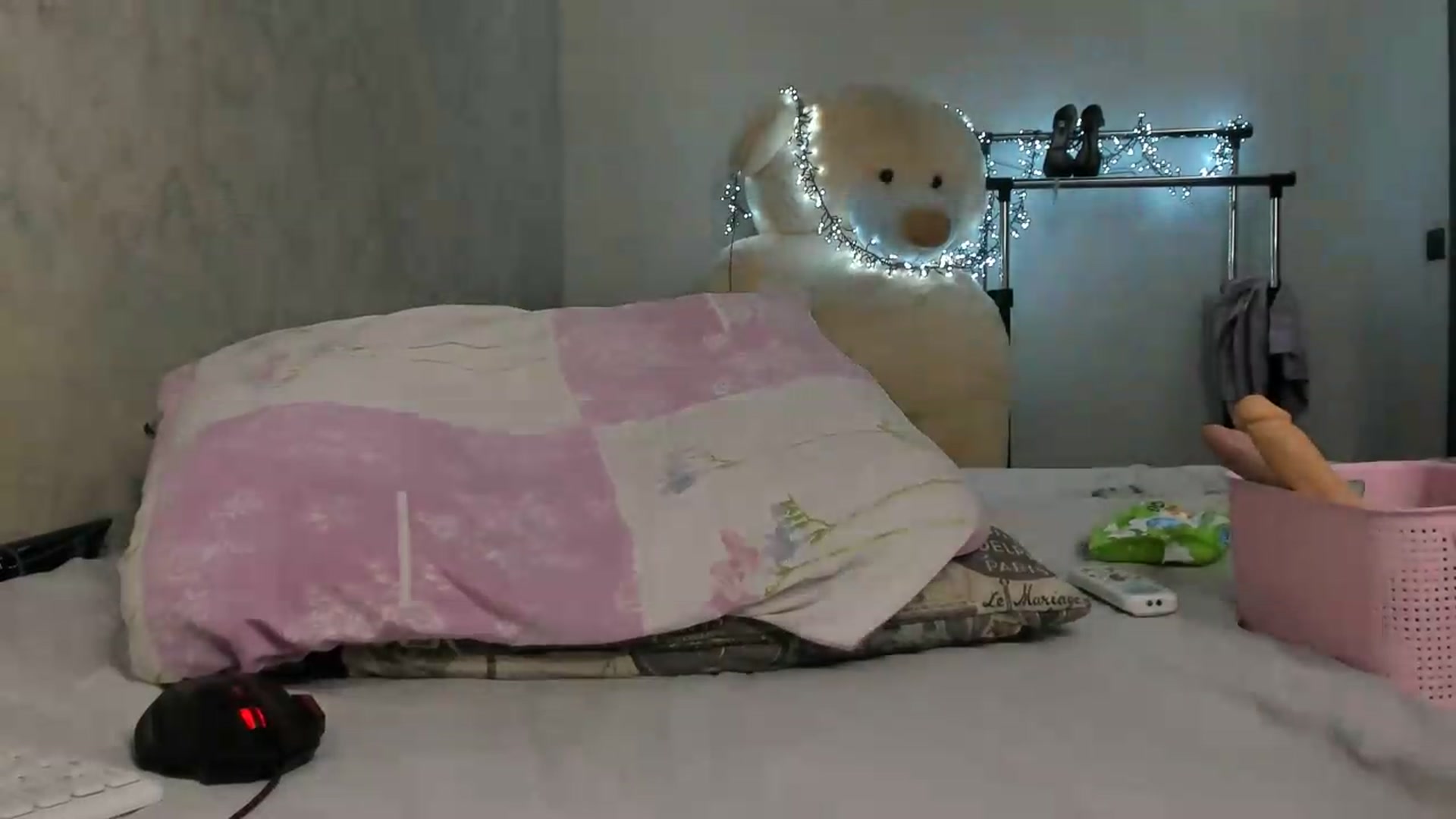 Gallery image thumbnail from WoW_Blonde_'s myfreecams stream on, 07/15/2026, 12:42 image 10 of 20